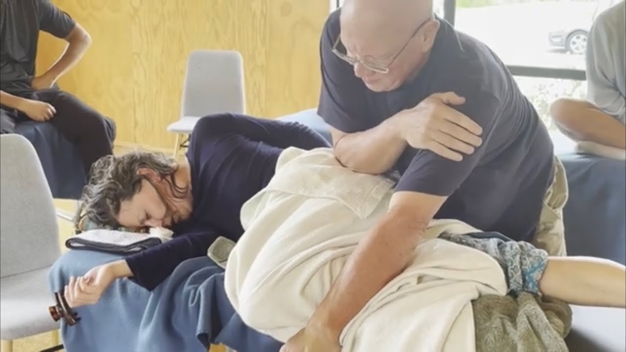 Emotional and Energy Release Part 3. Brandon doing Raynor Massage and Bodywork in New Zealand.