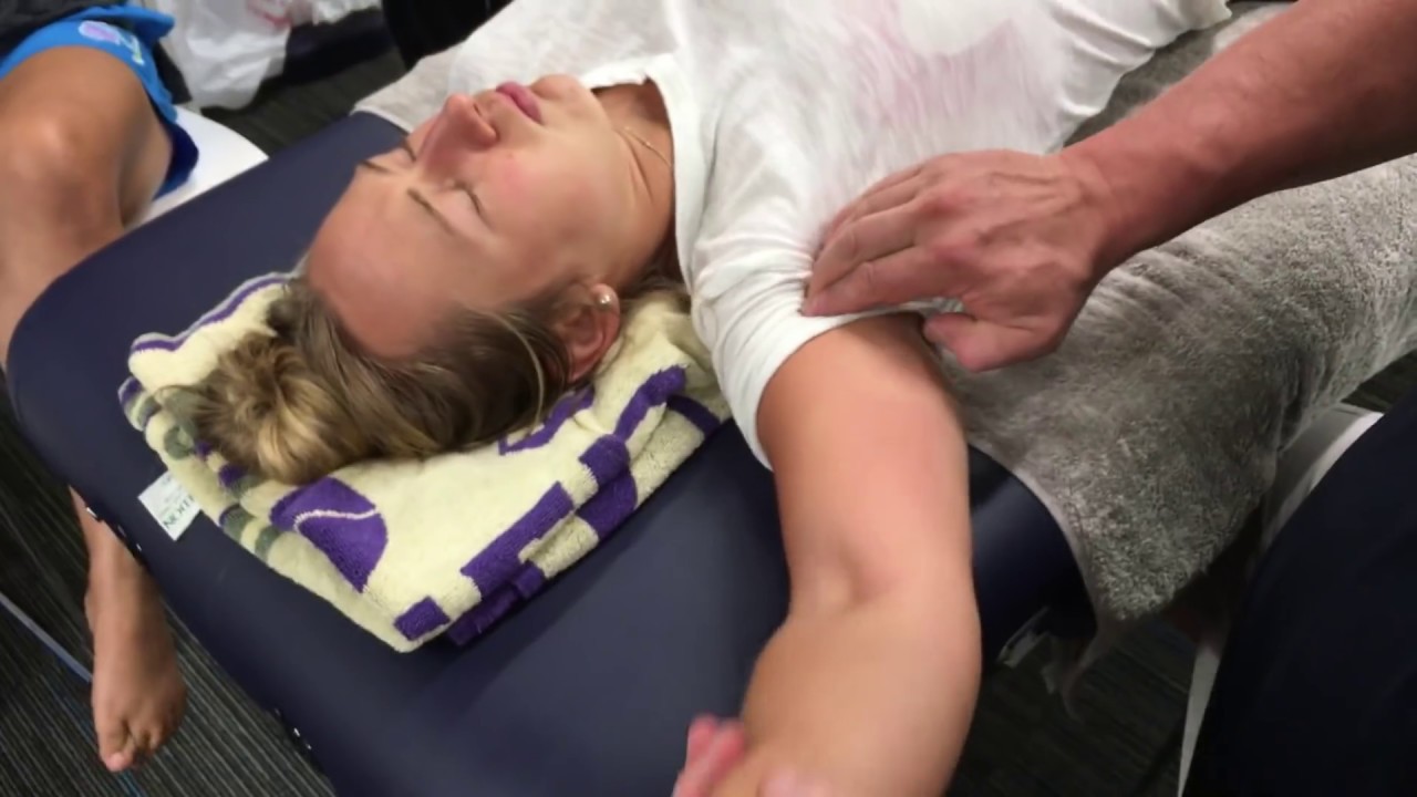 Shoulder massage. Frozen shoulder. Tight shoulder. Brandon working on NZ Olympic athlete’s shoulder.
