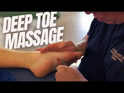 *DEEP TOE MASSAGE*. Brandon working on Ed part 2. STRONG ADJUSTMENTS on TOE JOINTS. Raynor massage